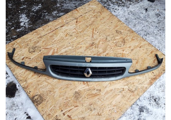 Решітка радіатора, Renault Safrane, 1992-2000, 7700847088